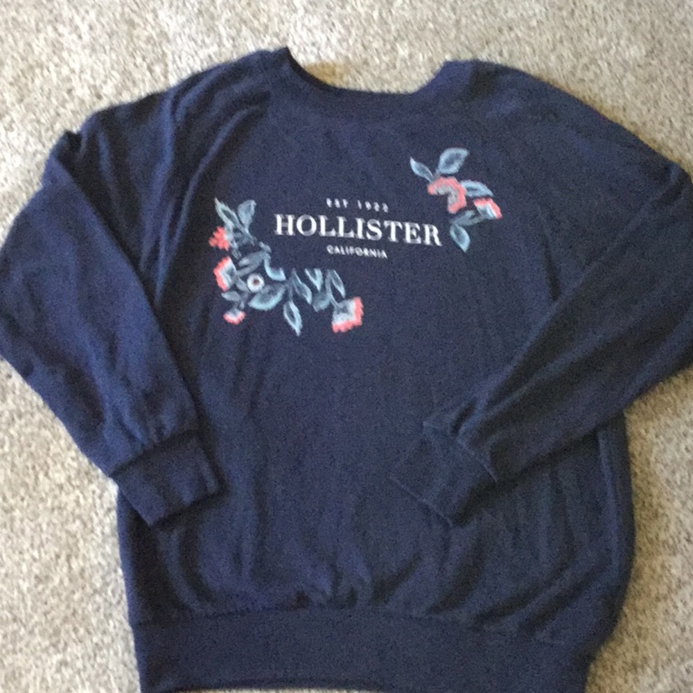 Hollister navy sweatshirt